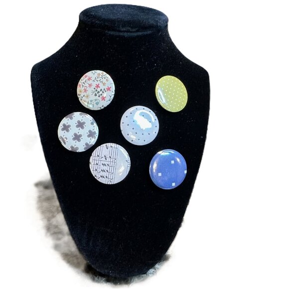 Boutique Accessories - Buy Now - 6 Pin Back Buttons - Random Designs - Jazmine is Going to Japan! -